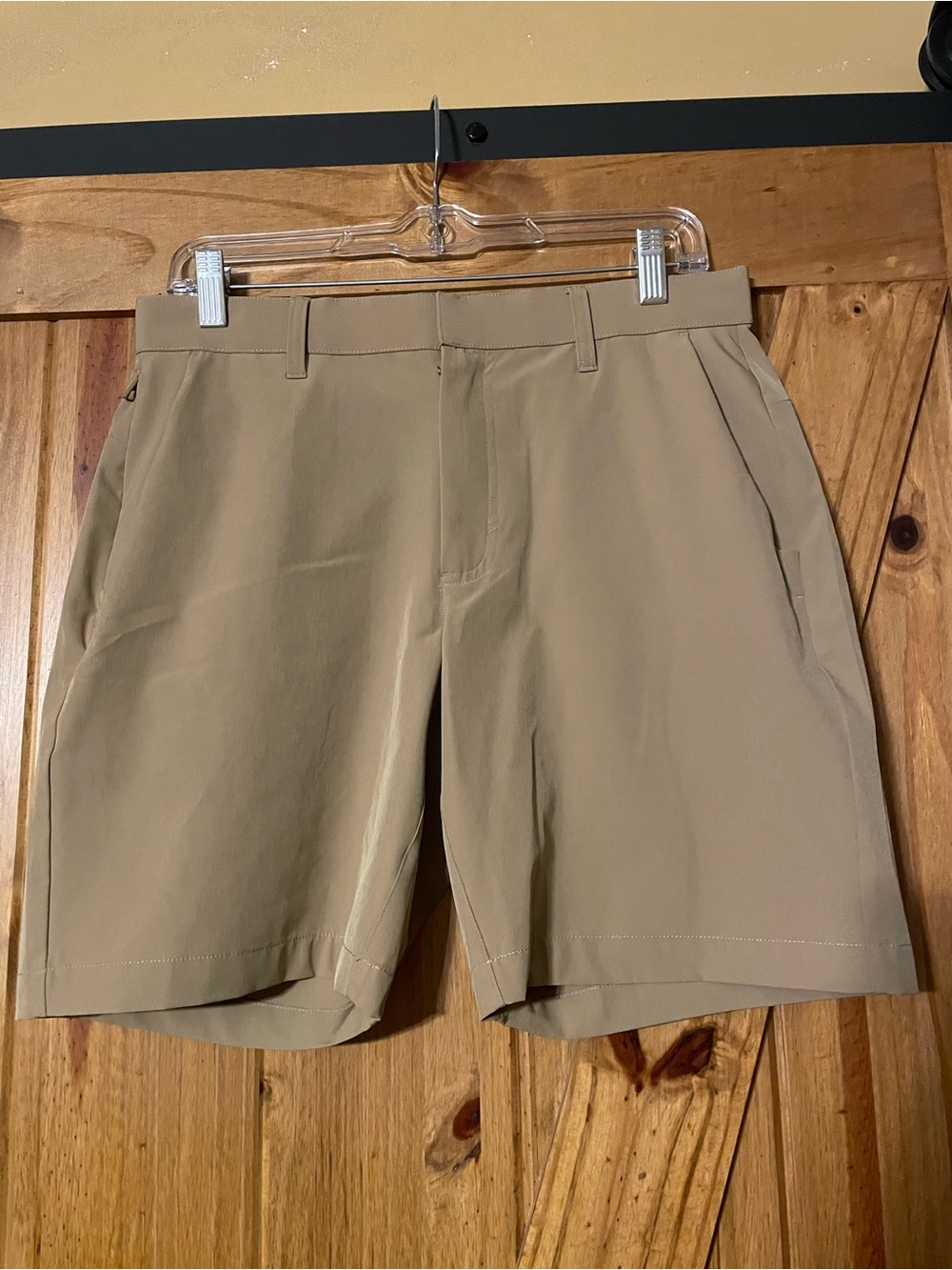 Fabletics The One Shorts- Khaki